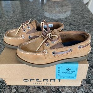 Sperry toddler loafers